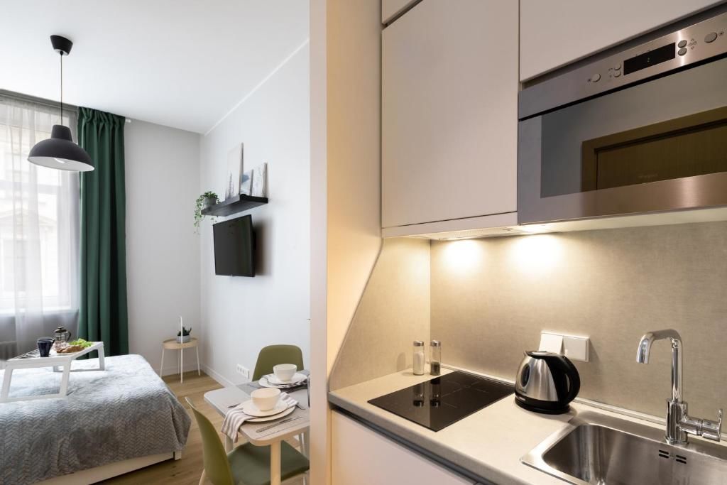 Апартаменты Modern Design Studio Apartment In Riga Center Рига-40